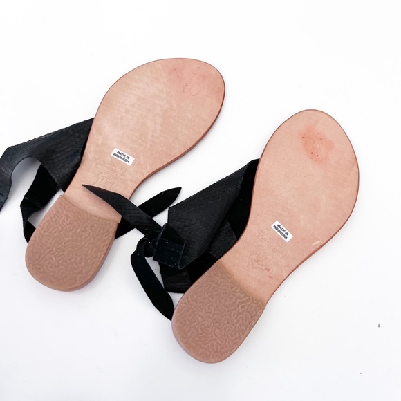 Cocobelle tie back python snakeskin thong sandals Black - Picture 4 of 6